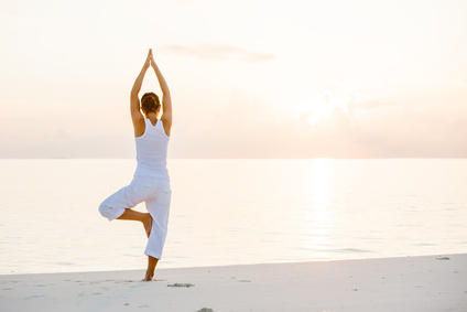 Yoga am Strand | © Maygutyak - Fotolia.com