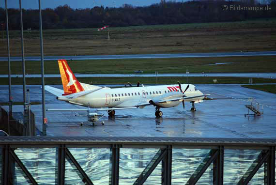 Eine Maschine der ehemaligen OLT am Flughafen Bremen