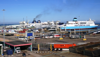 Fährhafen Dover | Bildquelle: tokamuwi bei pixelio.de