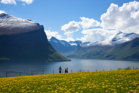 Frühling im Fjord | Foto: Øyvind Heen - Visitnorway.com